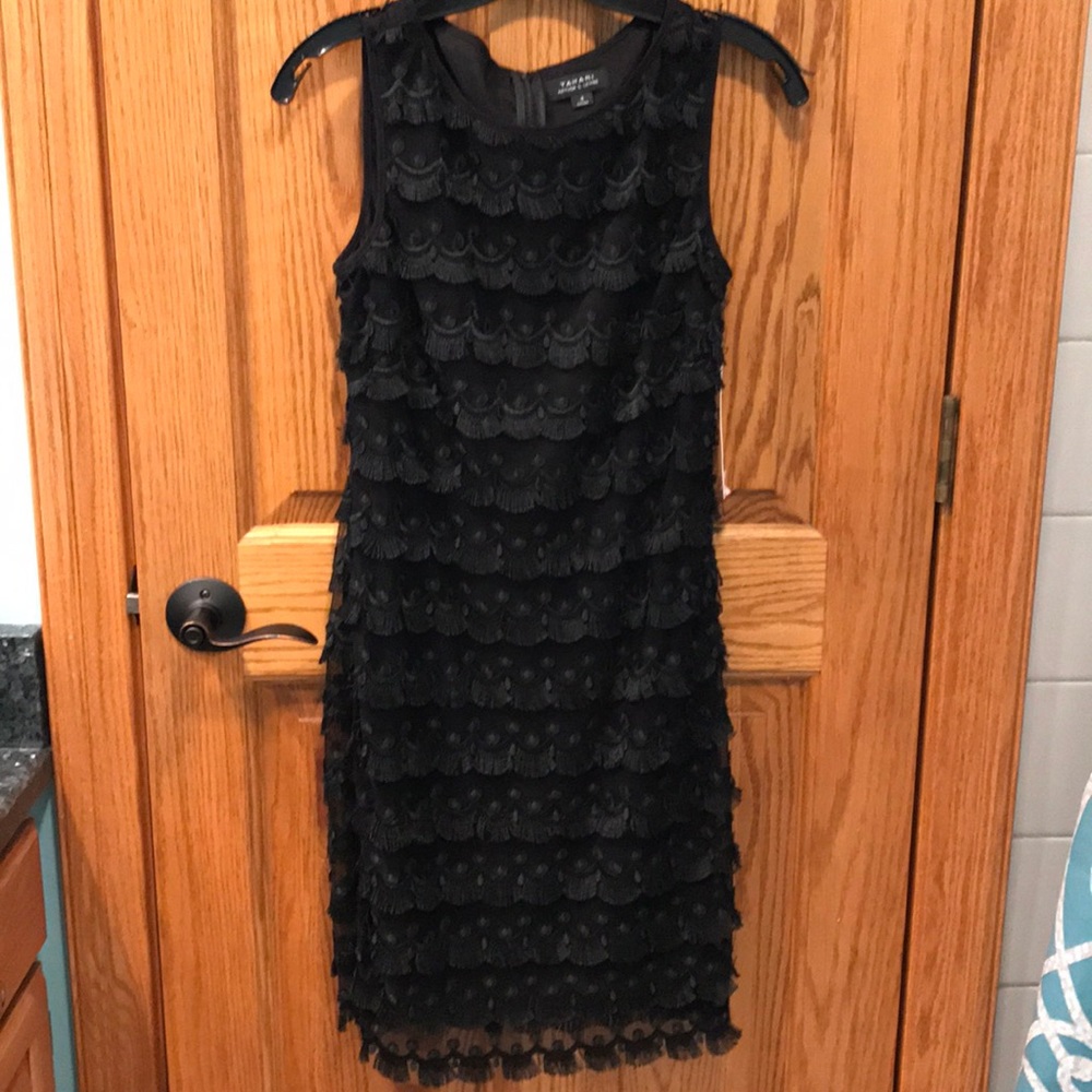 NWT Tahari Arthur S. Levine Black Sleeveless Dress